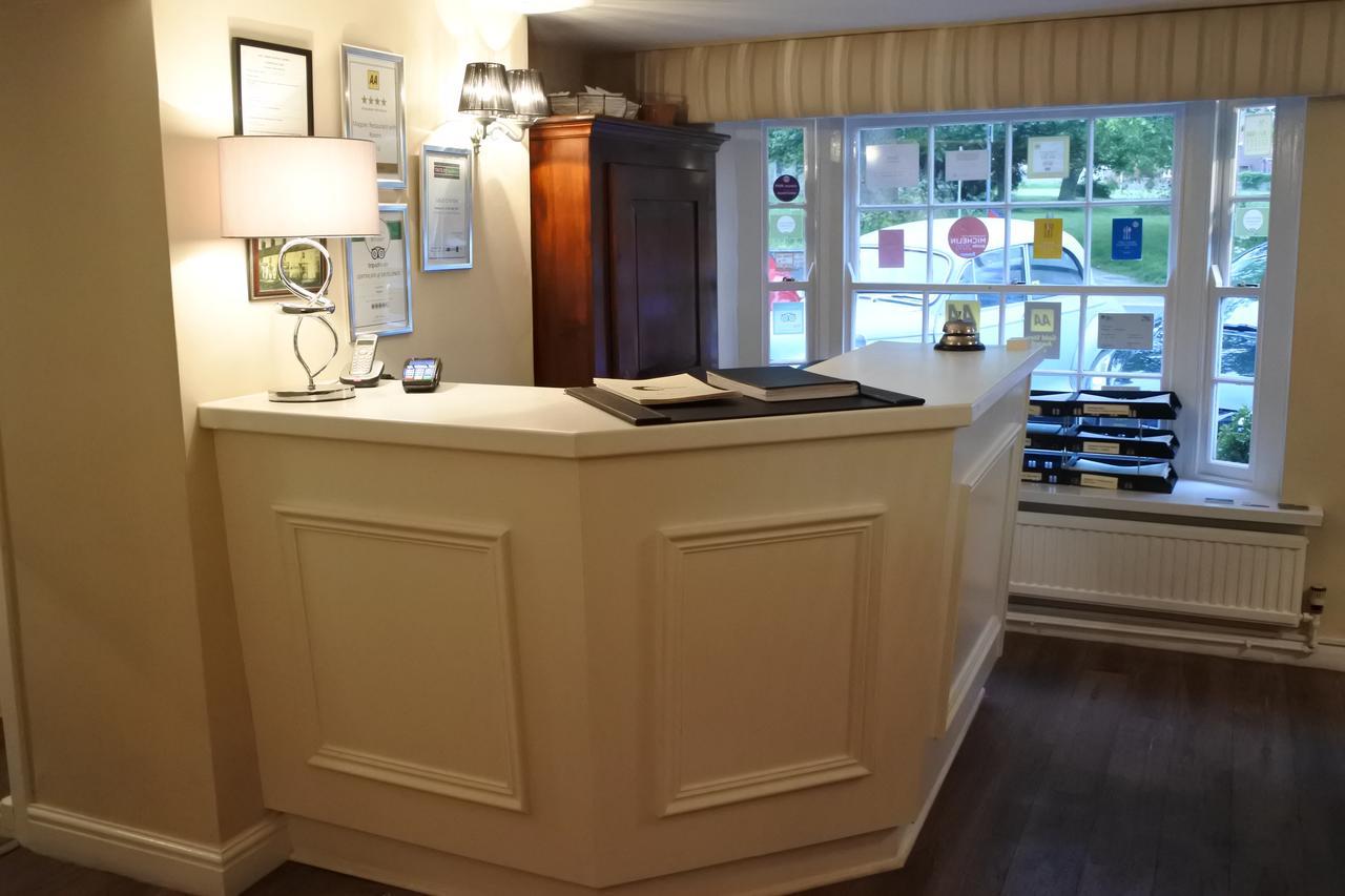 הורנקאסל Magpies Restaurant With Rooms מראה חיצוני תמונה